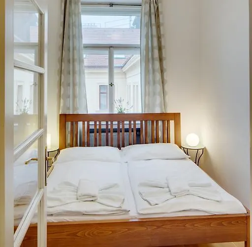Aparthotel Selinor Old Town 4*