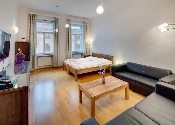 Selinor Old Town 4*